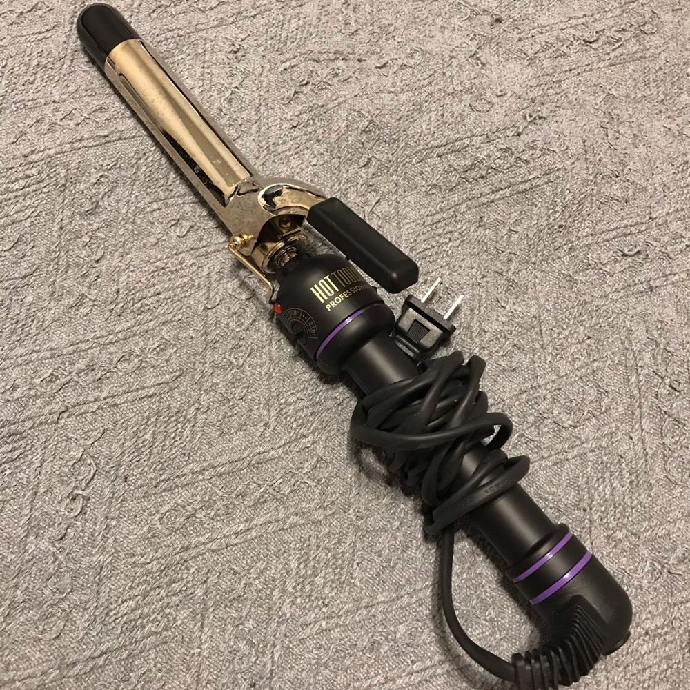 Hot Tools Professional Gold Curling Iron - Black/Gold
